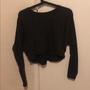 long sleeve black crop top